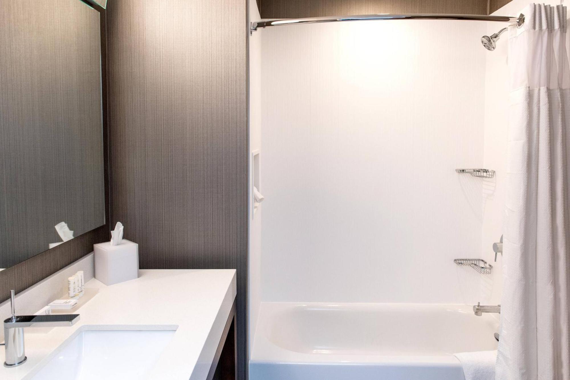Courtyard By Marriott Mesa At Wrigleyville West Extérieur photo